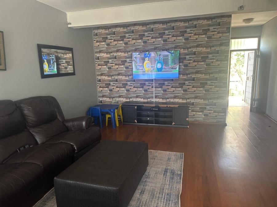 3 Bedroom Property for Sale in Navalsig Free State